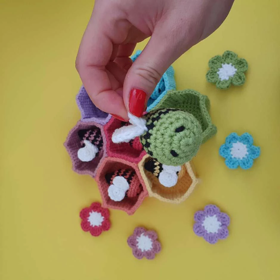 Montessori Bee