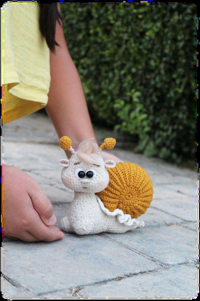 Snail Amigurumi visual from source page 2