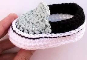 Baby Van Shoes visual from source page 9