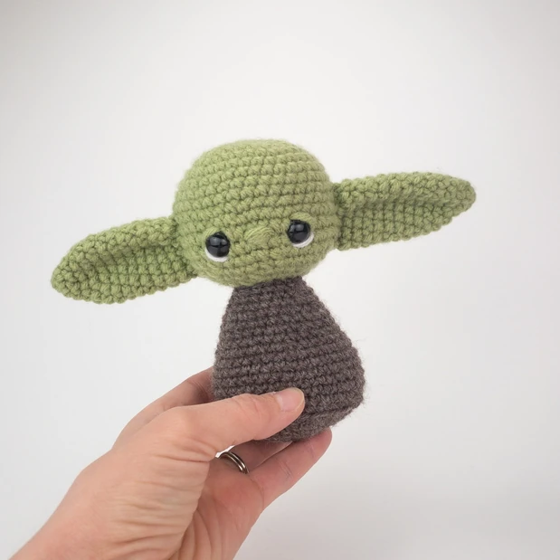 Baby Yoda inspired fan art visual from source page 5