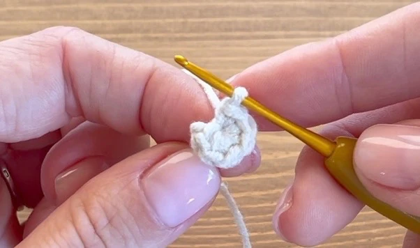 Bunny Rattle with Teether Ring visual from source page 6