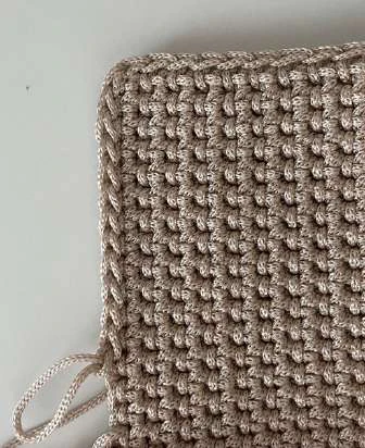 Bag Crossbody visual from source page 11