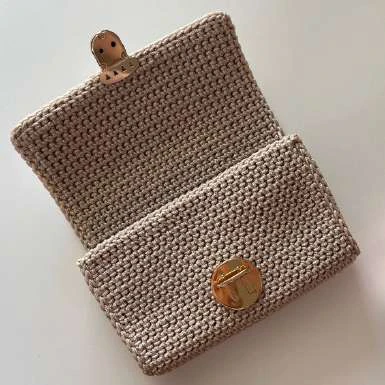 Bag Crossbody visual from source page 12