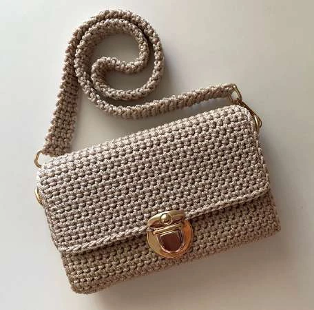 Bag Crossbody visual from source page 14