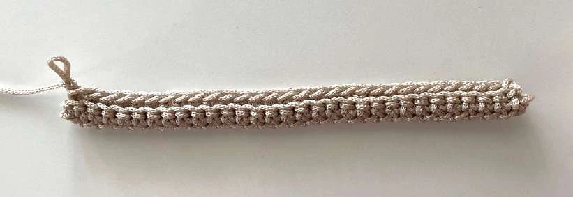 Bag Crossbody visual from source page 7