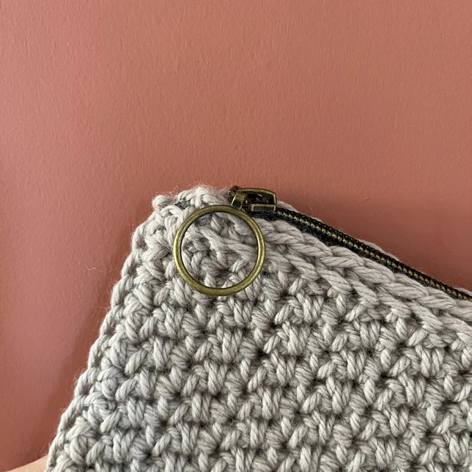 Bobble Clutch Bag visual from source page 3