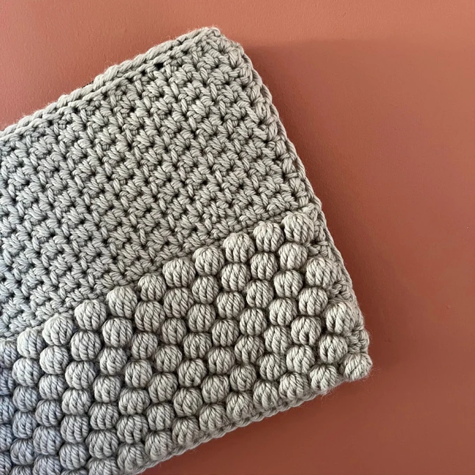 Bobble Clutch Bag visual from source page 3