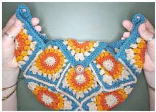 Boho granny square bag visual from source page 11