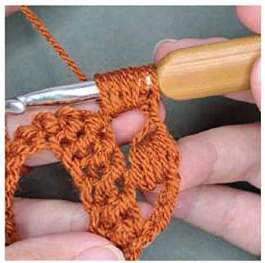 Boho granny square bag visual from source page 12
