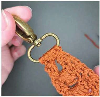 Boho granny square bag visual from source page 14