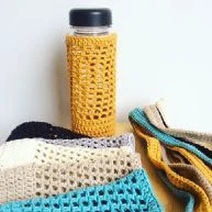 Bottle holder with phone pocket visual from source page 1