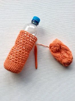 Bottle holder with phone pocket visual from source page 8