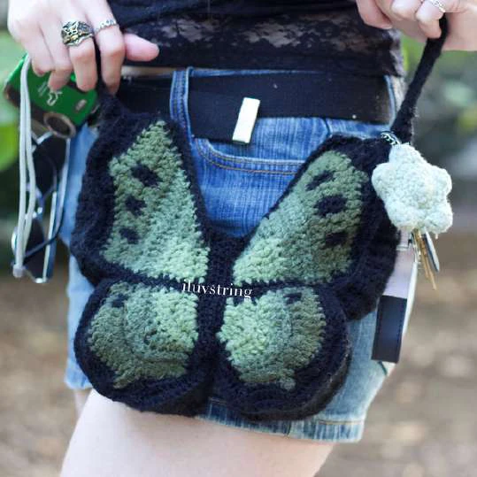 Butterfly Bag visual from source page 20