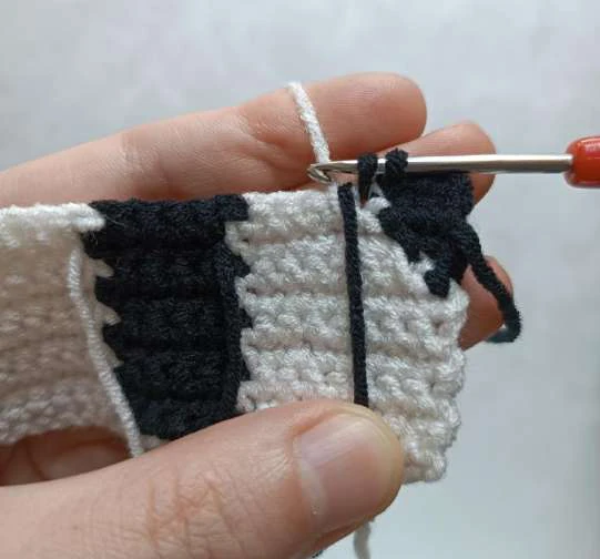 Cat bag crochet visual from source page 6