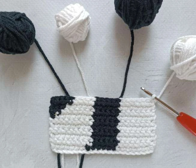 Cat bag crochet visual from source page 7