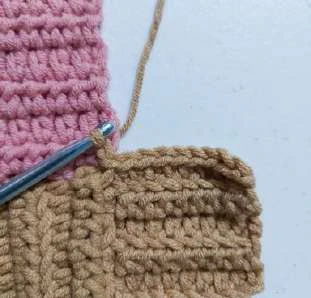 Colorblock Cardigan visual from source page 26