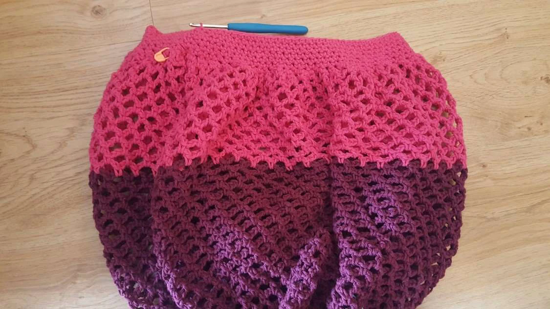 Crochet market bag visual from source page 13