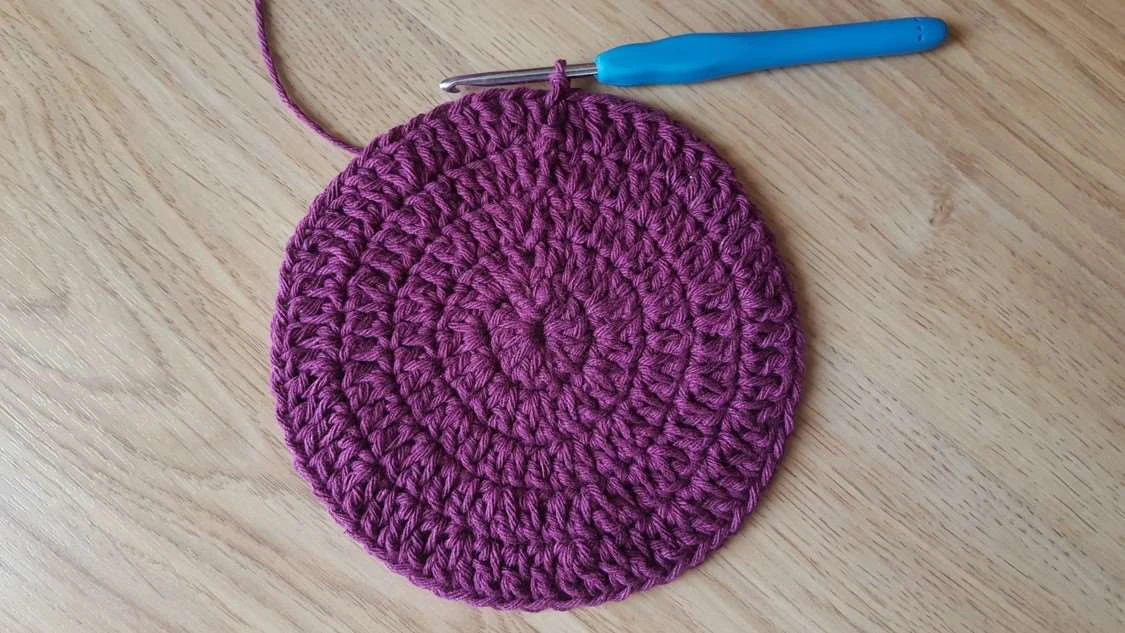 Crochet market bag visual from source page 7