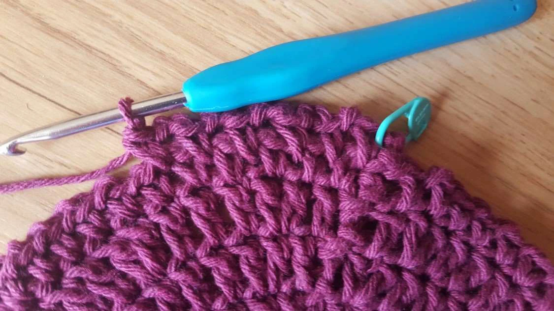 Crochet market bag visual from source page 7