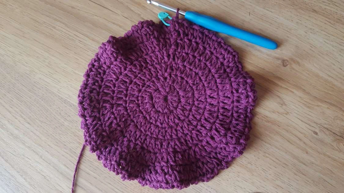 Crochet market bag visual from source page 8
