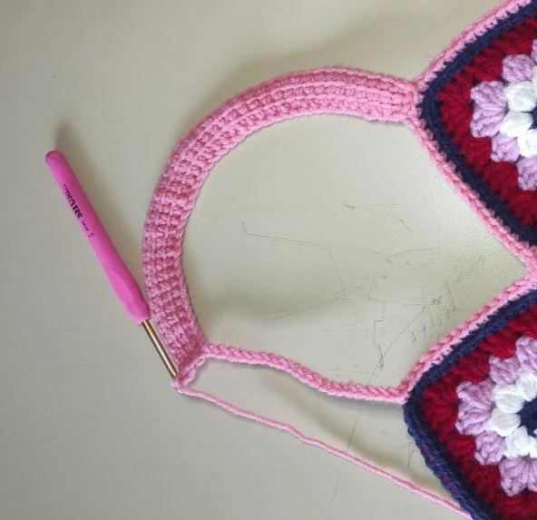 Granny Square Purse Pattern Bag visual from source page 14