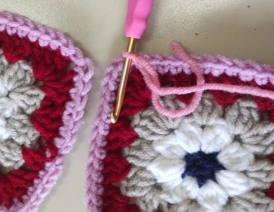 Granny Square Purse Pattern Bag visual from source page 7