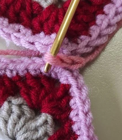 Granny Square Purse Pattern Bag visual from source page 8