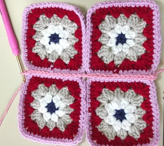 Granny Square Purse Pattern Bag visual from source page 9