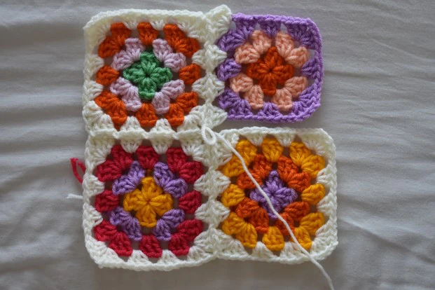 Granny Square Tote Bag visual from source page 4