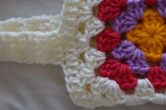 Granny Square Tote Bag visual from source page 5
