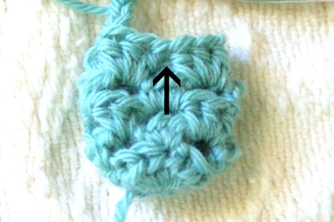 Handy Dandy Lip Balm Holder visual from source page 1