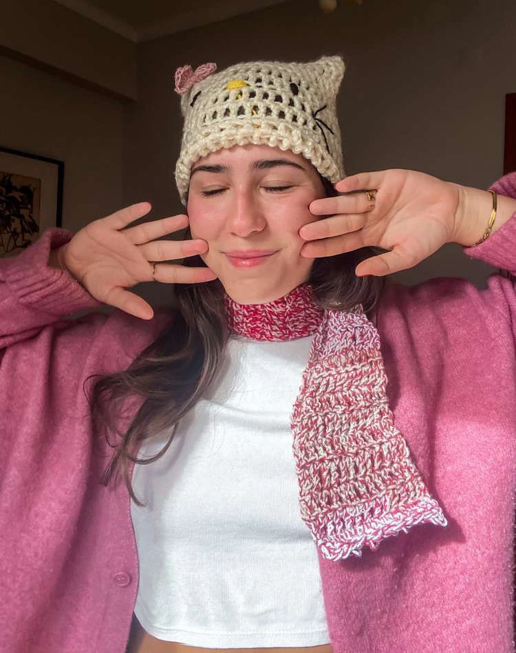 Kitty Scarf visual from source page 12