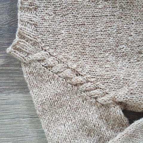 Linnea sweater EN visual from source page 2