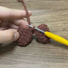 Reindeer Slippers visual from source page 5
