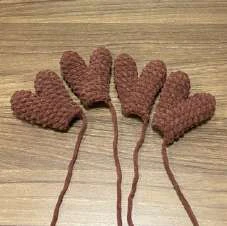 Reindeer Slippers visual from source page 5