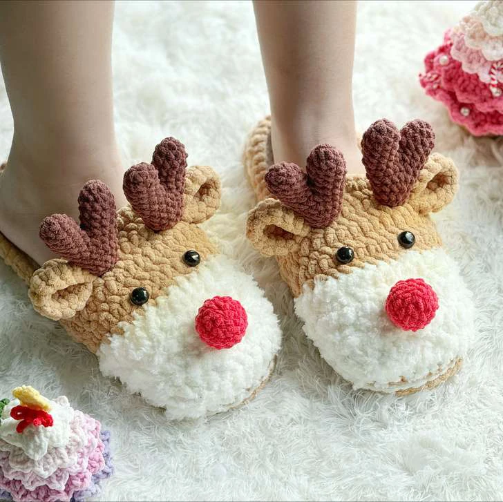 Reindeer Slippers visual from source page 7