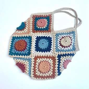 Shoulder bag granny visual from source page 6