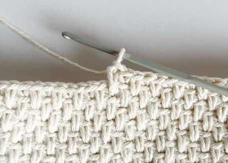 Spike Stitch Tote Bag visual from source page 4