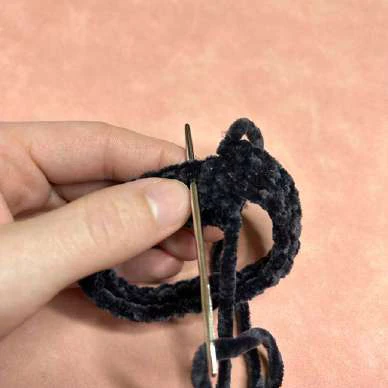 Top Hat Teddy Crochet visual from source page 33