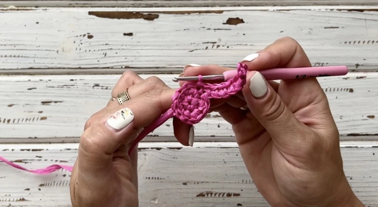 DIY Floral headband visual from source page 10