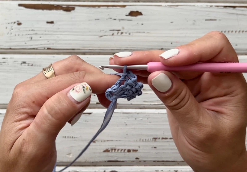 DIY Floral headband visual from source page 18
