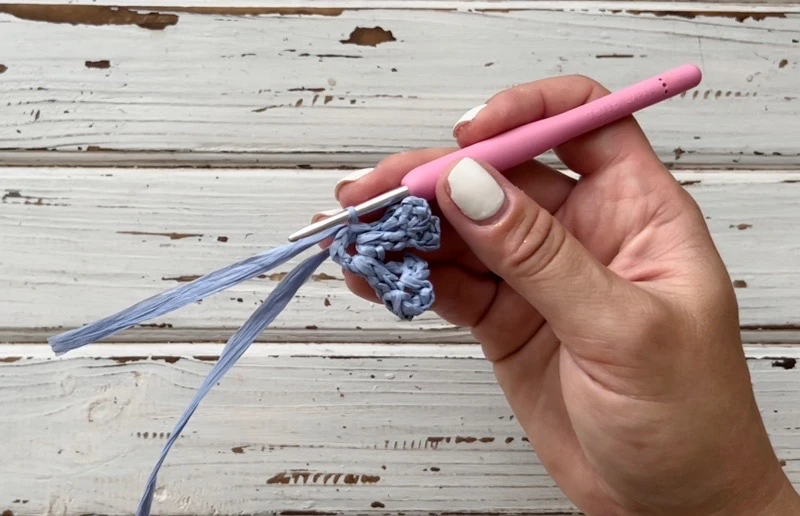 DIY Floral headband visual from source page 19