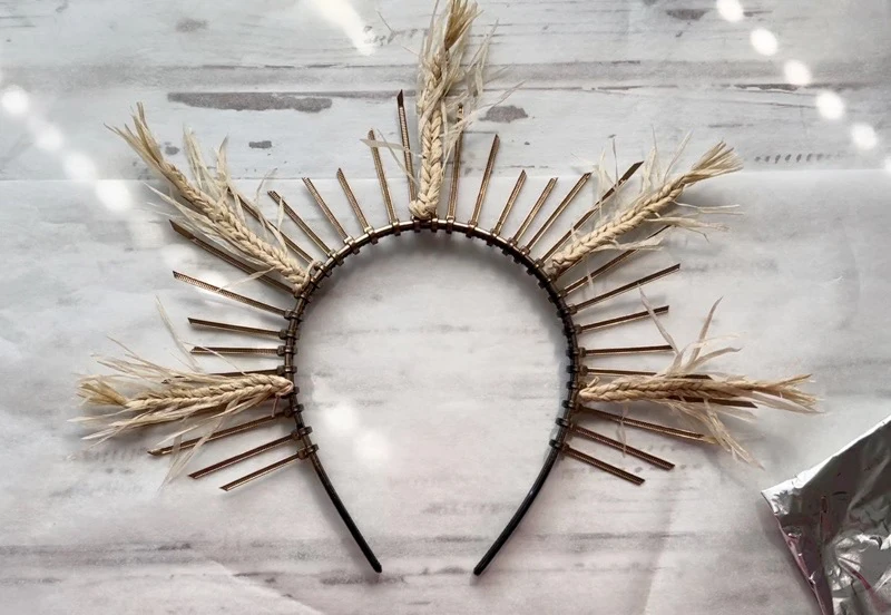 DIY Floral headband visual from source page 31