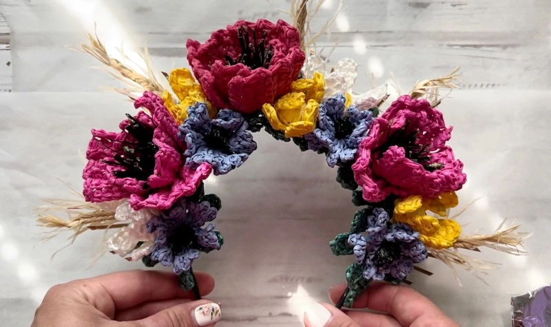 DIY Floral headband visual from source page 33