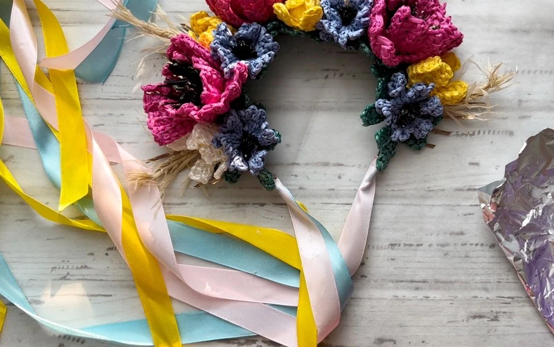 DIY Floral headband visual from source page 34
