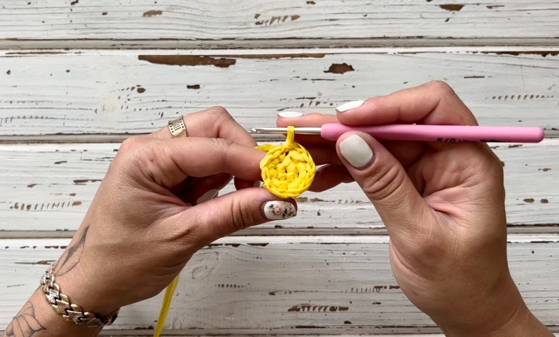 DIY Floral headband visual from source page 4