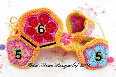 Granny squares dinausor visual from source page 17