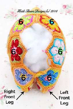 Granny squares dinausor visual from source page 24