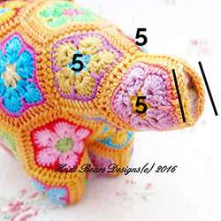 Granny squares dinausor visual from source page 27