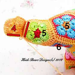 Granny squares dinausor visual from source page 27